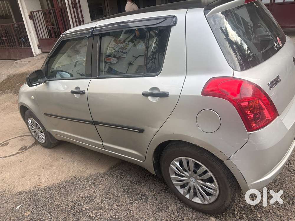 Maruti Suzuki Swift Petrol Manual 2007