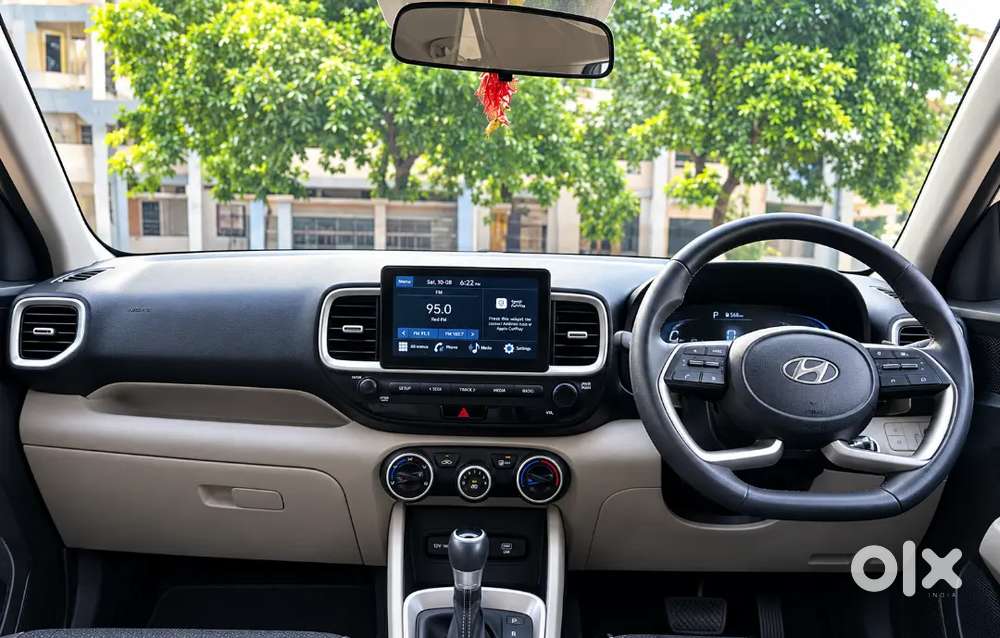 Urgent Sale Hyundai Venue Turbo 2023