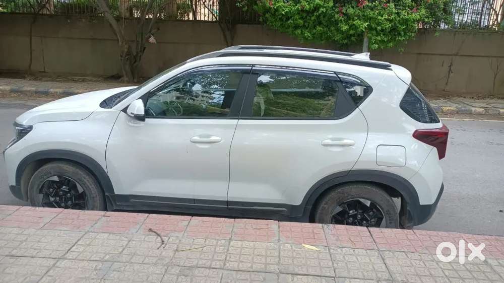 Kia Sonet 2024 Petrol Well Maintained