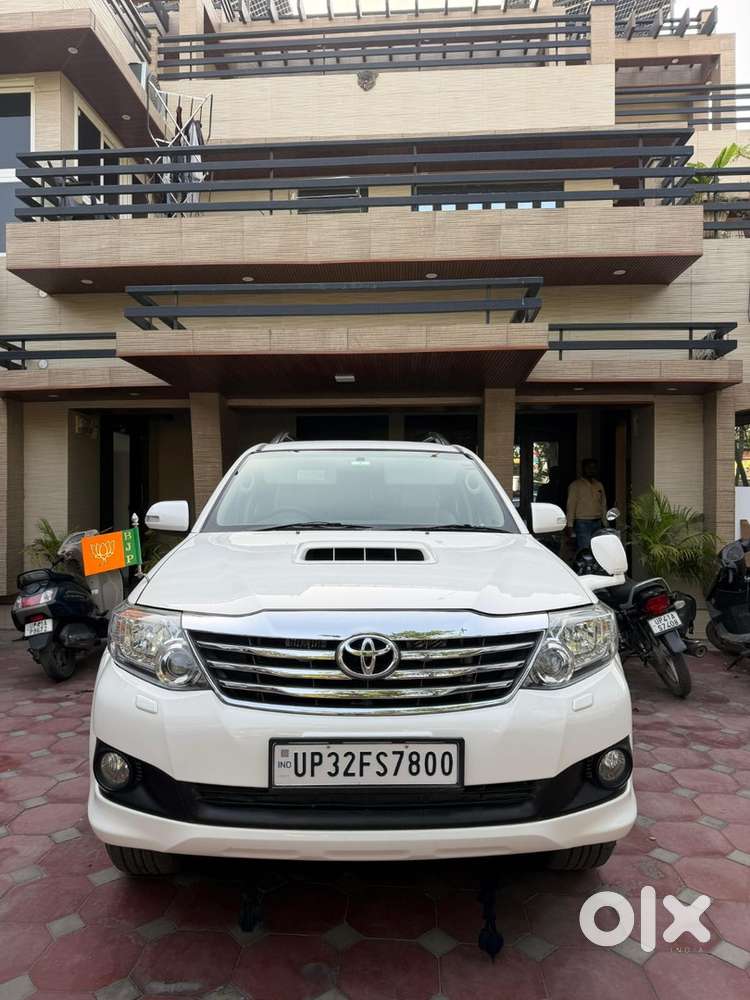 Toyota Fortuner 2014 Diesel 350000 Km Driven