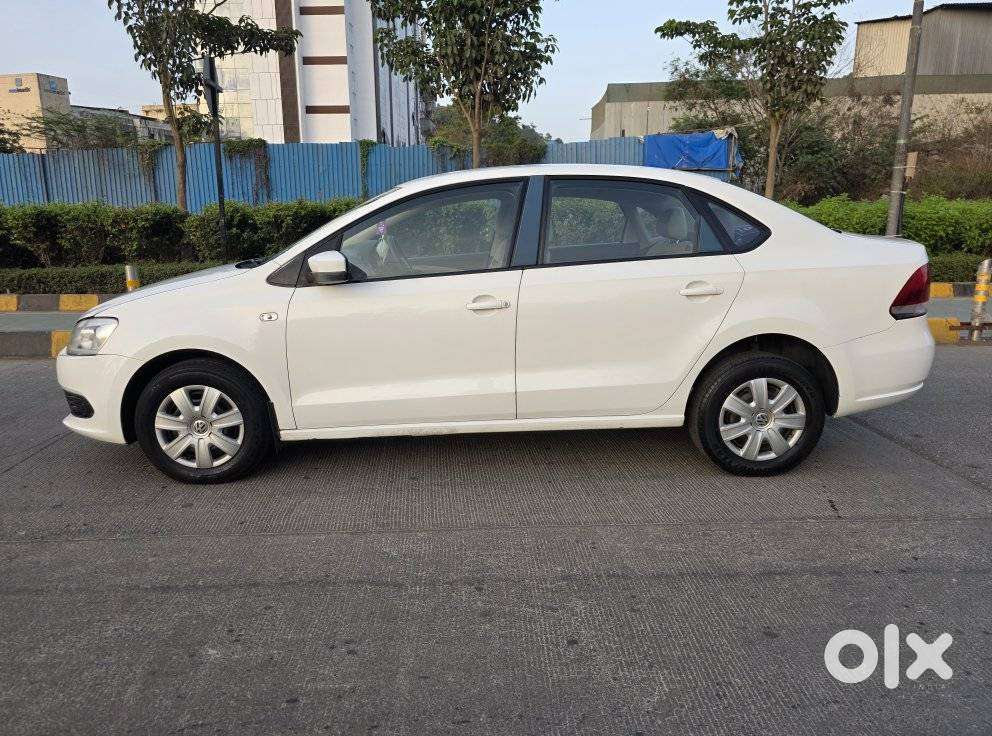 Volkswagen Vento 2010-2013 Petrol Trendline, 2011, Petrol