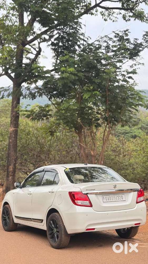 Maruti Suzuki Swift Dzire 1.2 Vxi Bsiv, 2018, Petrol