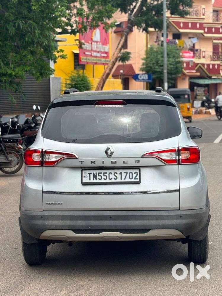 Renault Triber Rxt, 2022, Petrol
