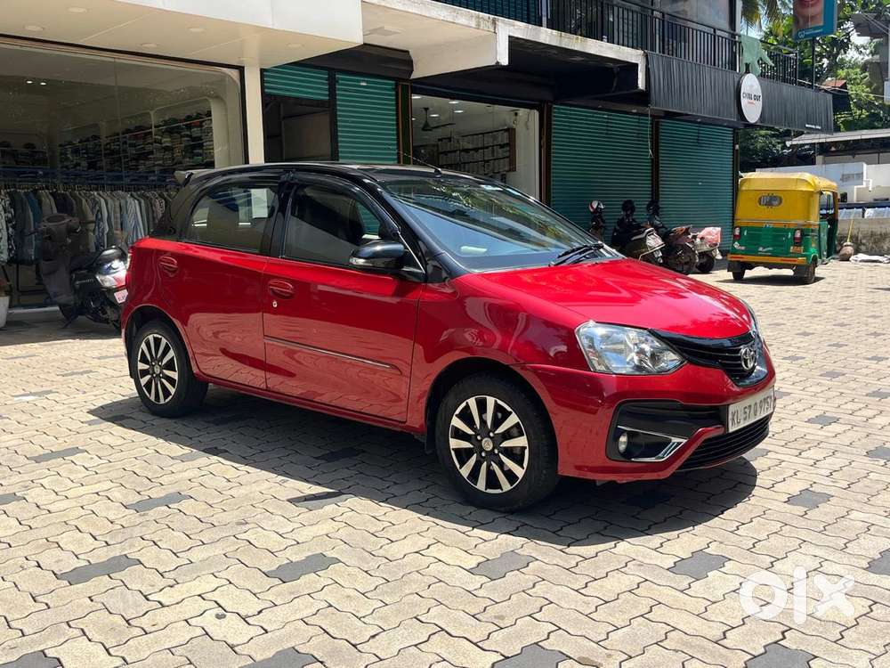 Toyota Etios 1.5 V, 2017, Petrol