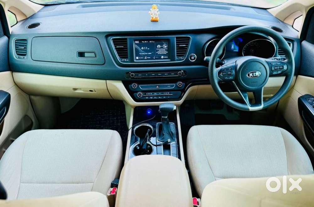 Kia Carnival Premium, 2020, Diesel