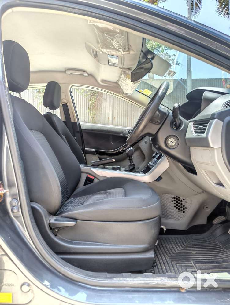 Tata Nexon 1.5 Revotorq Xt, 2018, Diesel