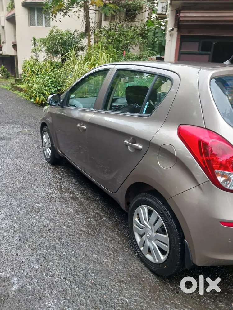 Hyundai I20 Sportz Automatic Petrol 2012
