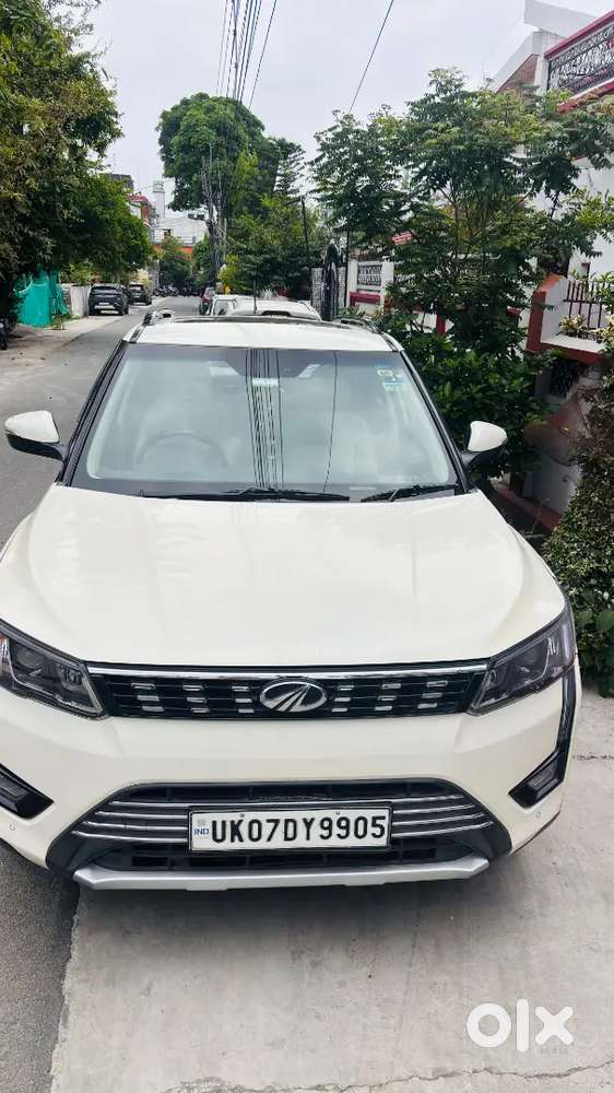 Single Hand Driven Beautiful And Comfortable Car