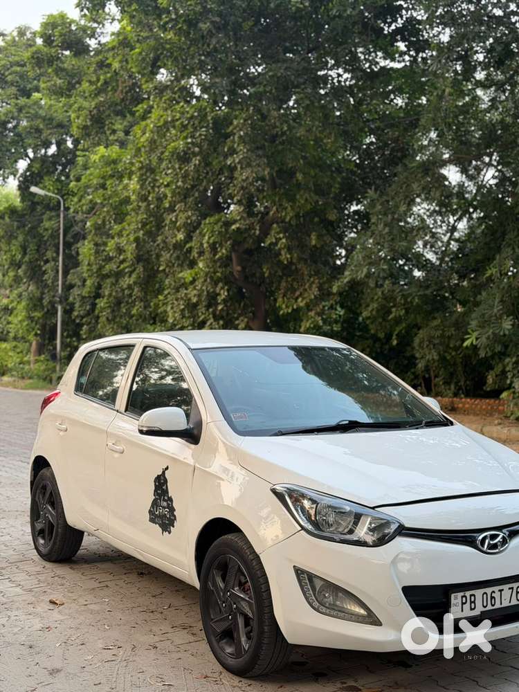 2013 Hyundai I20 Manual
