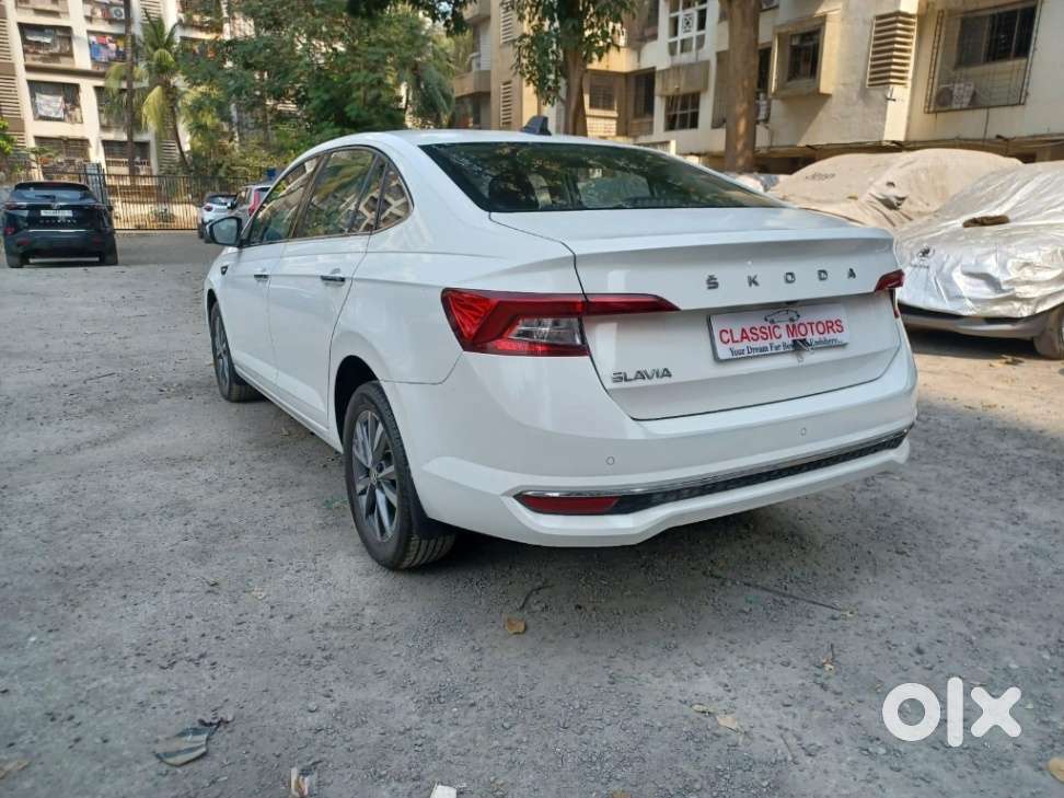 Skoda Slavia Style 1.0l Tsi Mt, 2022, Petrol