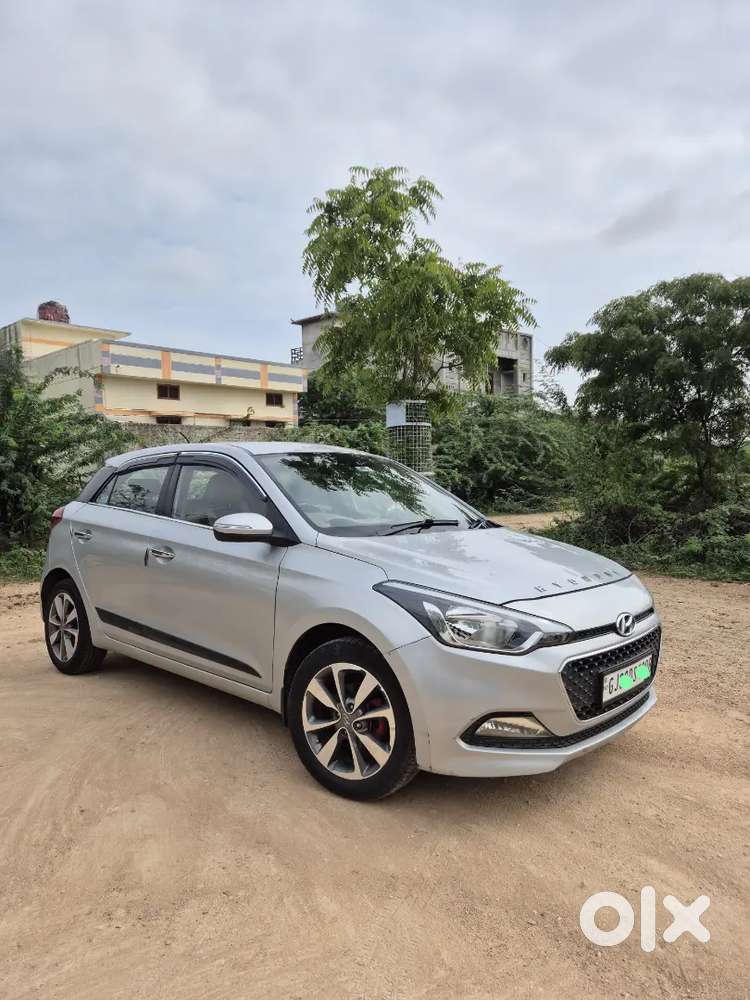 Hyundai New I20 2015 Diesel 130000 Km Driven
