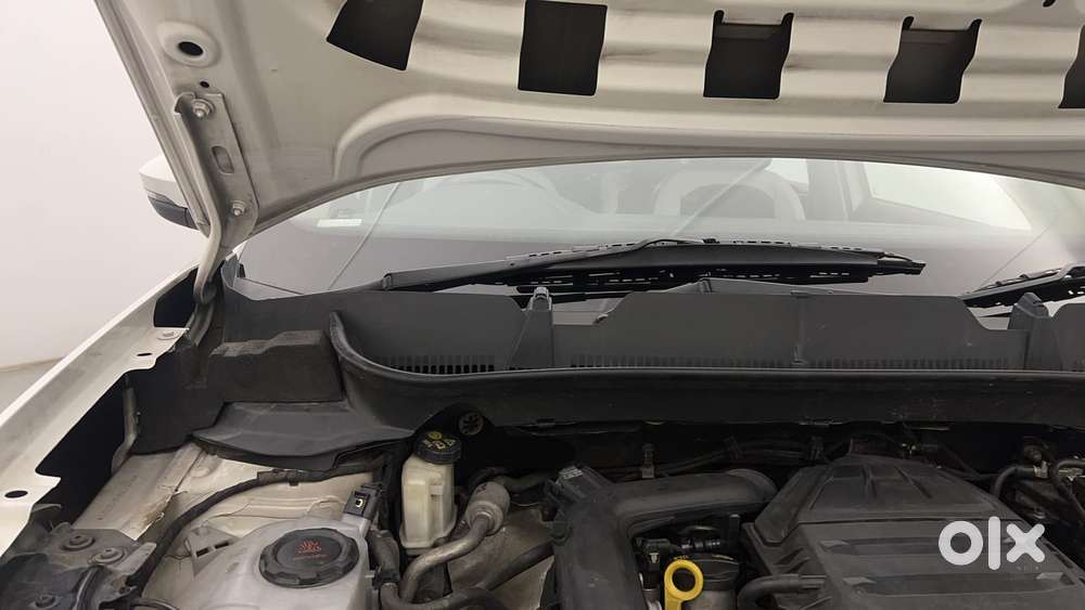 Volkswagen Taigun Topline 1.0 Tsi At (electric Seats), 2021, Petrol