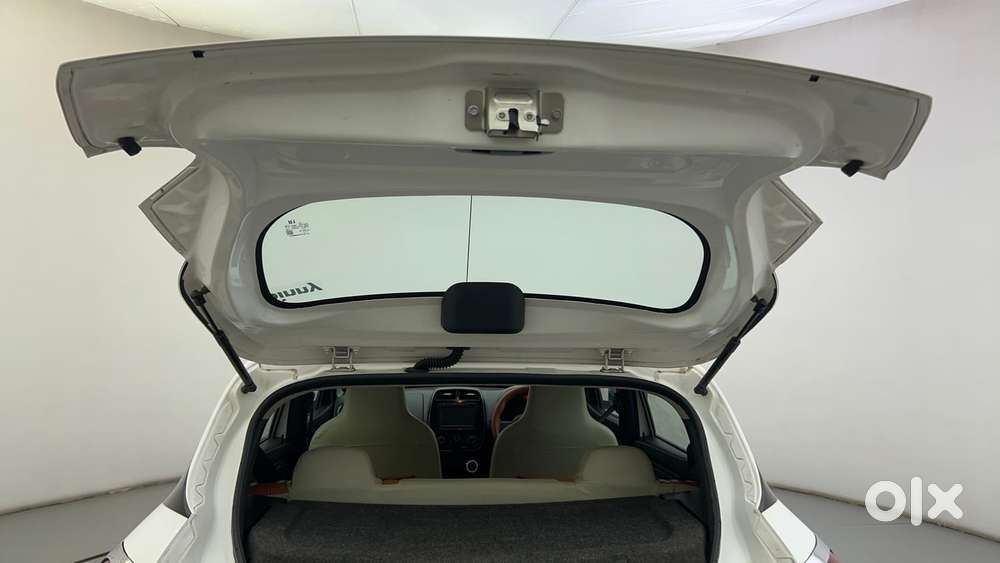 Renault Kwid 2019-ongoing 1.0 Rxt Amt (o), 2017, Petrol