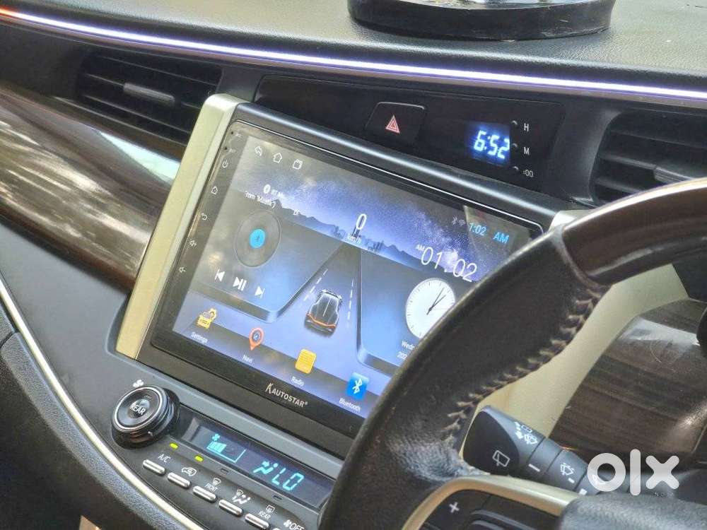 Toyota Innova Crysta 2.8 Zx At 7 Seater, 2016, Diesel