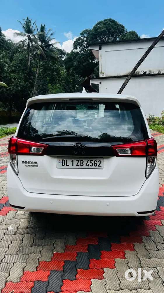 Toyota Innova Crysta 2017 Diesel Manual Model