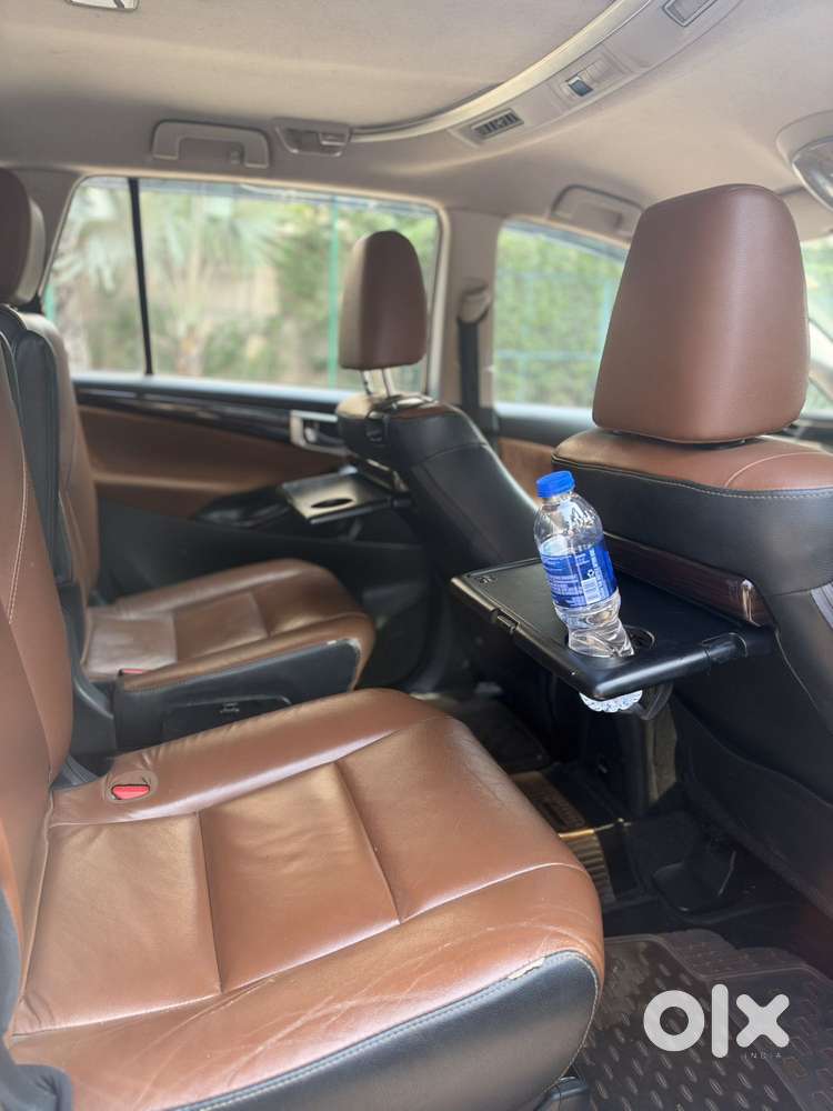 Toyota Innova Crysta 2.7 Zx At, 2017, Petrol