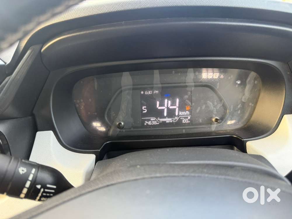Tata Punch Petrol 2025