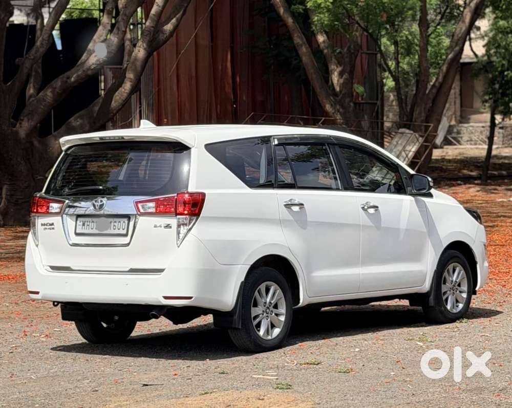 Toyota Innova Crysta Zx 2.4 Diesel 7 Seater, 2016, Diesel