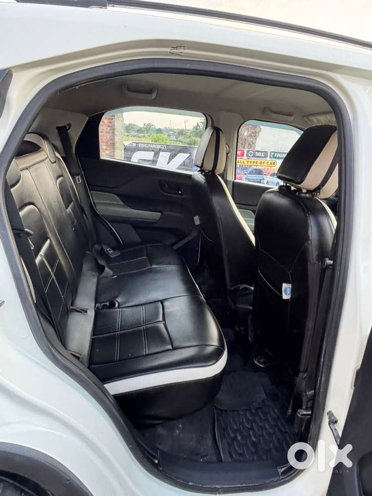 Tata Punch Petrol 2023  Showroom Condtion 40 Hjar Driven
