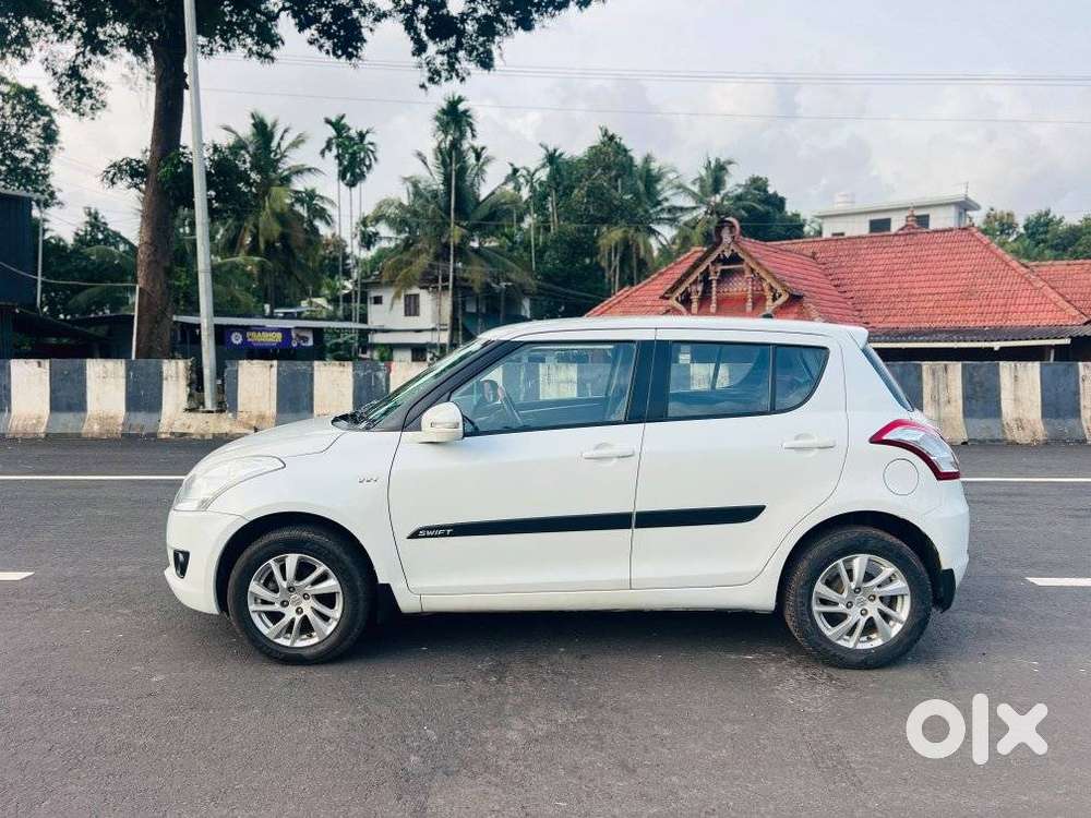 Maruti Suzuki Swift 1.3 Zxi, 2014, Petrol
