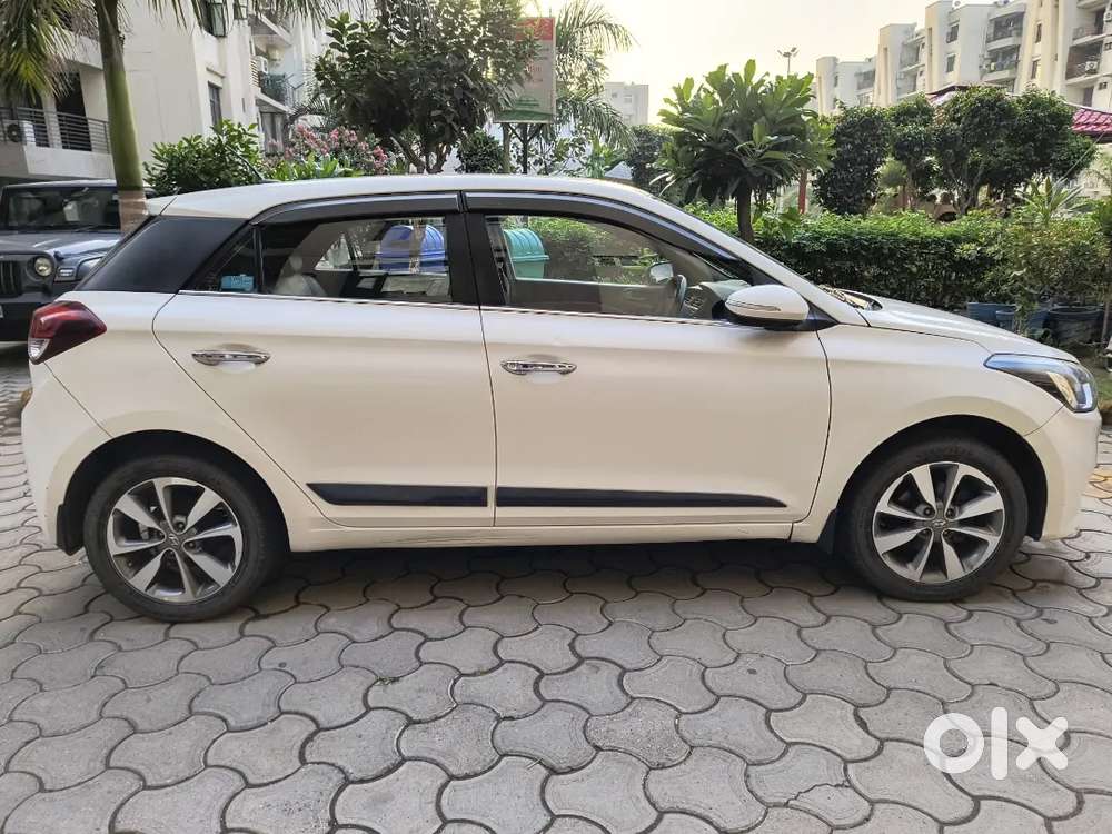 Hyundai Elite I20 Asta(o) Top Model 2015 Petrol (hr Number)
