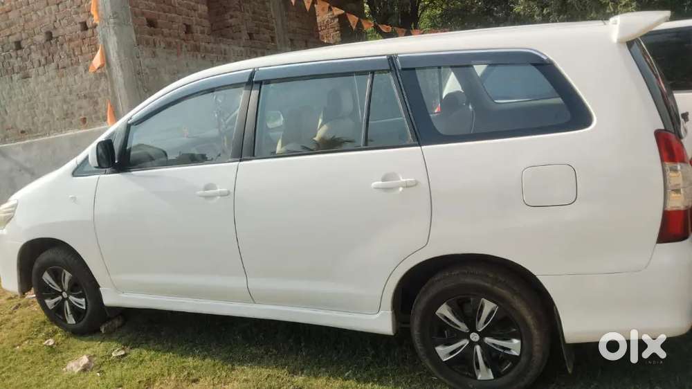 Toyota Innova 2013 Diesel Well Maintained