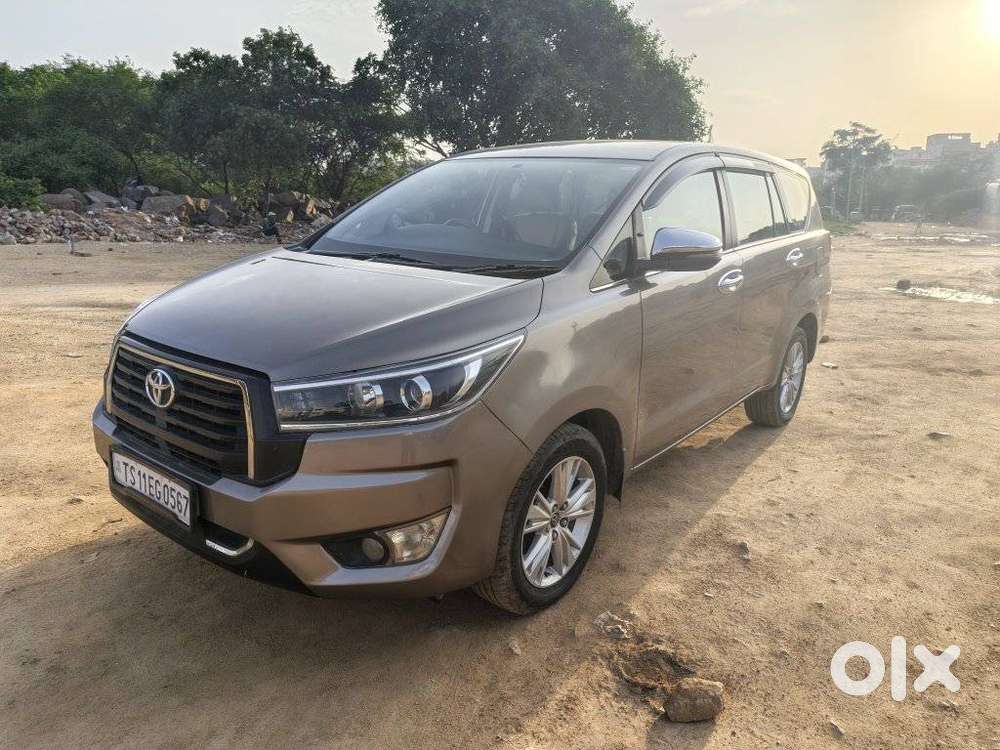 Toyota Innova Crysta 2.8 Zx At, 2016, Diesel