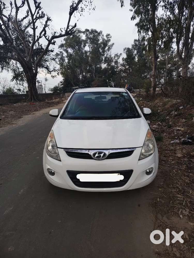 I20 Asta Top Variant 2011 Model Diesel