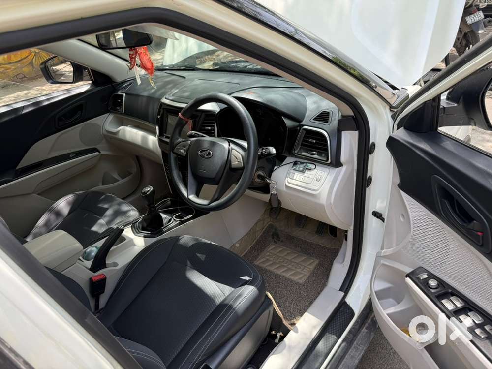 Mahindra Xuv 300 W6