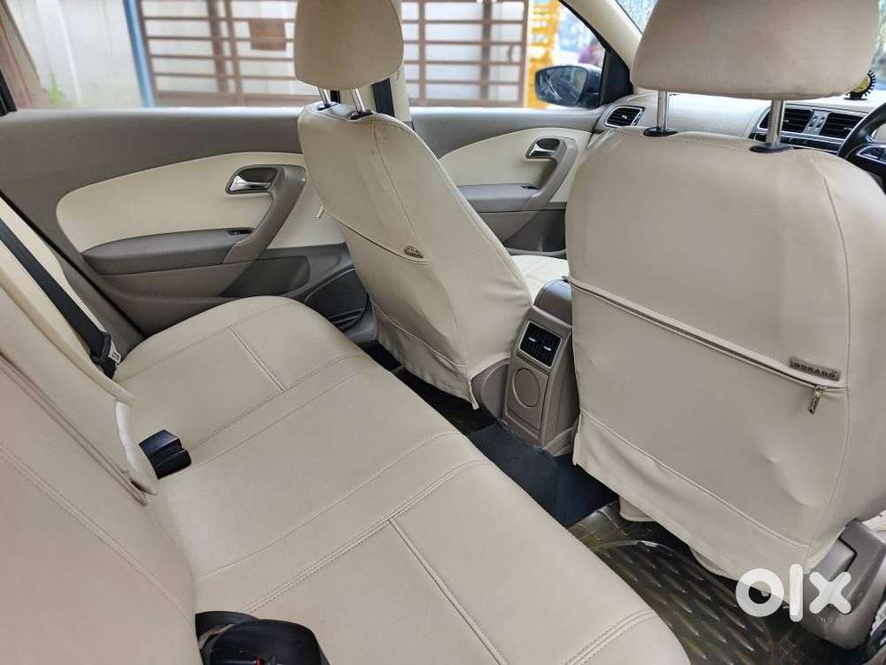 Skoda Rapid 1.6 Mpi At Elegance Black Package, 2015, Petrol