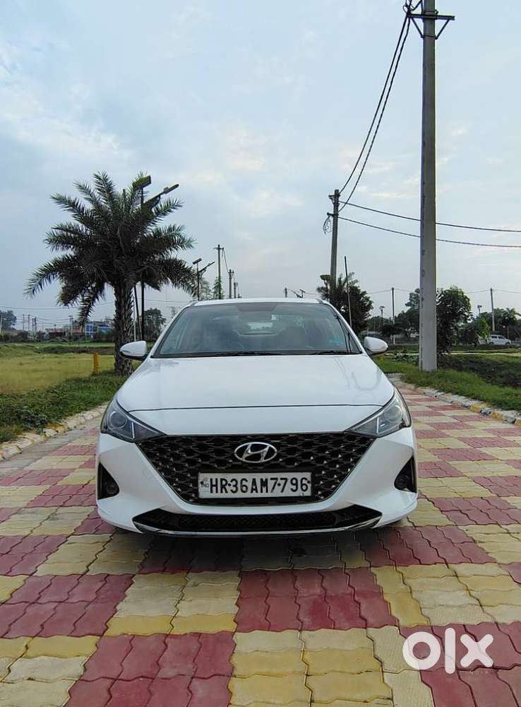 Hyundai Verna 1.5 Sx Diesel Mt, 2022, Diesel