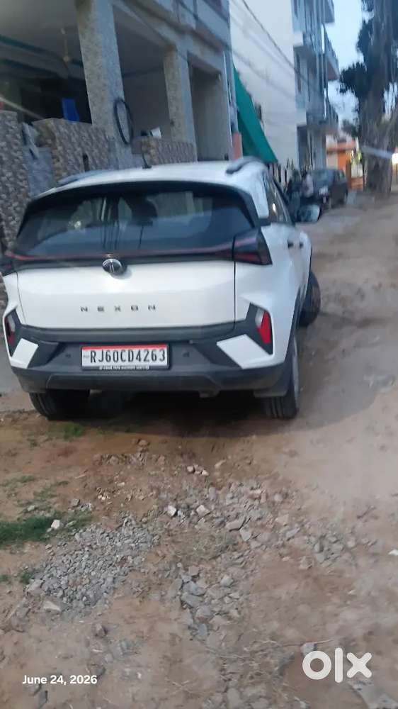 Tata Nexon Creative Plus 2025 Petrol Manual