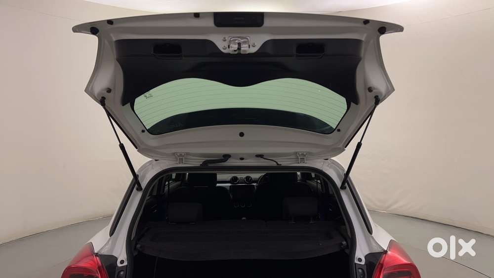 Maruti Suzuki Swift Amt Zxi, 2023, Petrol