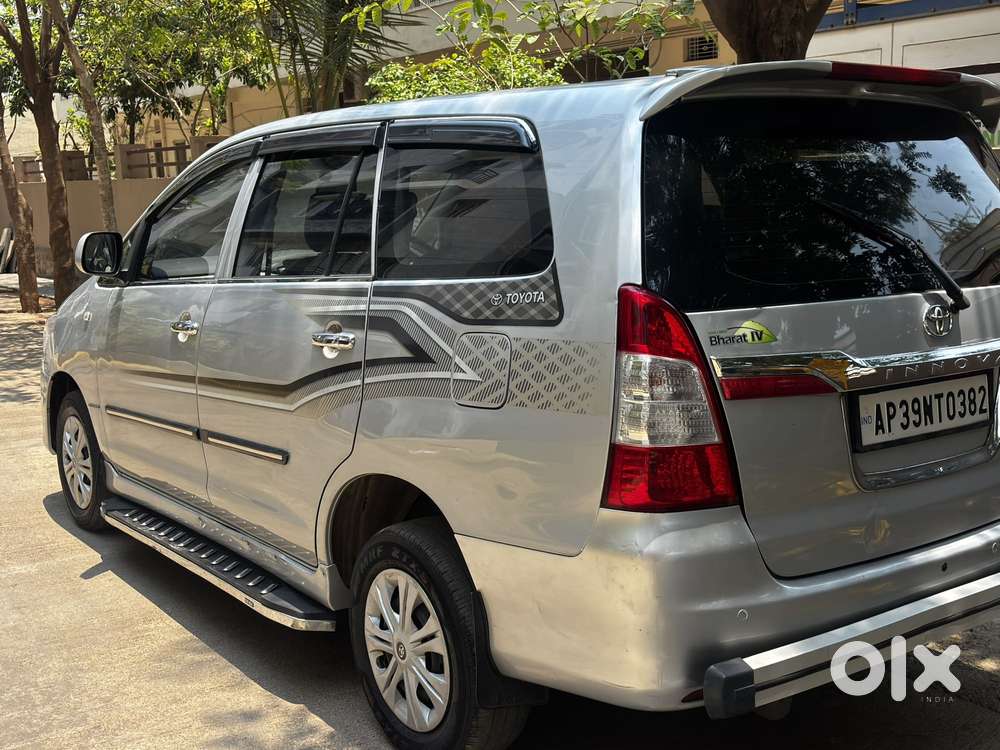 Toyota Innova 2.5 G (diesel) 8 Seater, 2013, Diesel