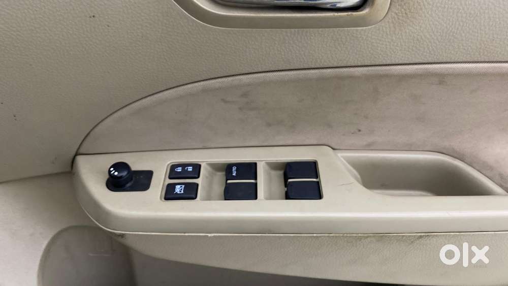 Maruti Suzuki Swift Dzire Vxi 1.2, 2013, Petrol