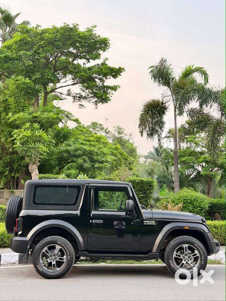 Mahindra Thar Lx 4-str Convertible At, 2023, Petrol