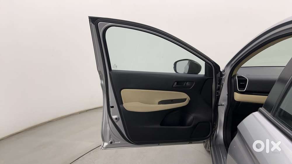 Honda City I-vtec V, 2022, Petrol