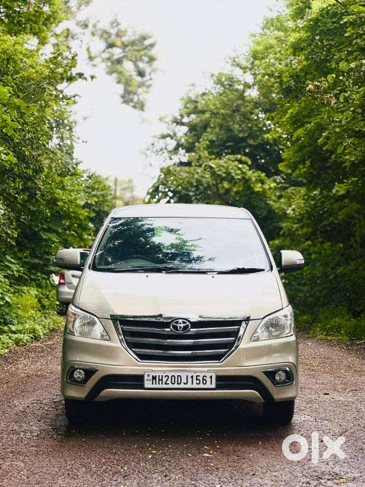 Toyota Innova 2.5 Zx 7 Str Bs-iv, 2014, Diesel