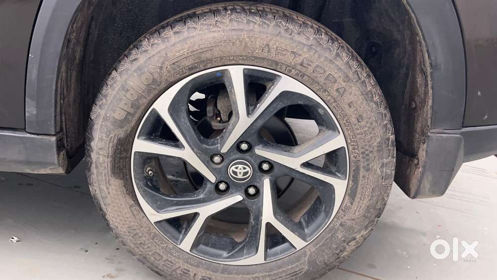 Toyota Urban Cruiser Hyryder 1.5 V Hybrid, 2024, Cng & Hybrids