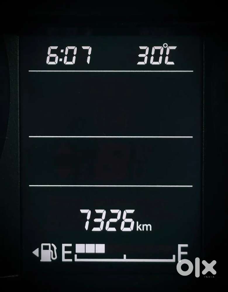 Maruti Suzuki Swift 1.3 Zxi, 2023, Petrol