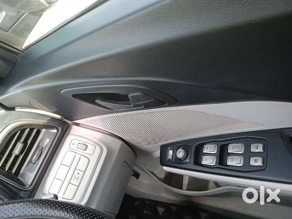 Mahindra Xuv300 W6 Diesel, 2020, Diesel