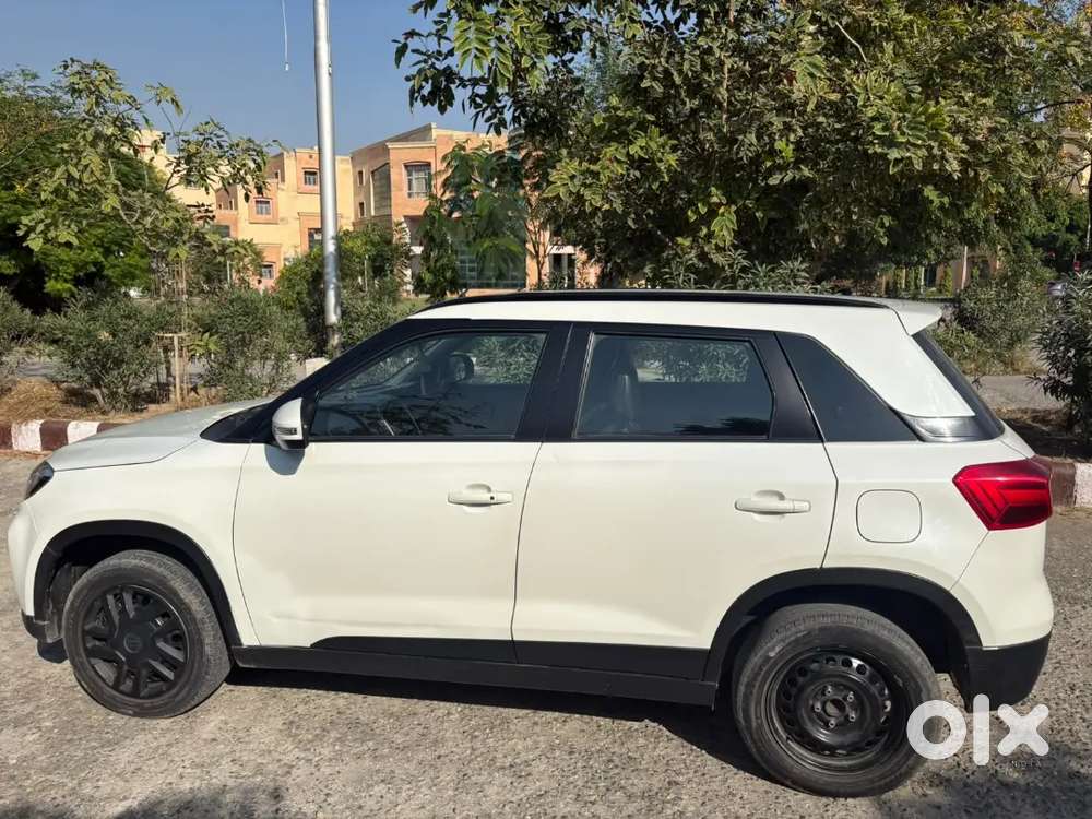 Maruti Suzuki Brezza Vxi 2021