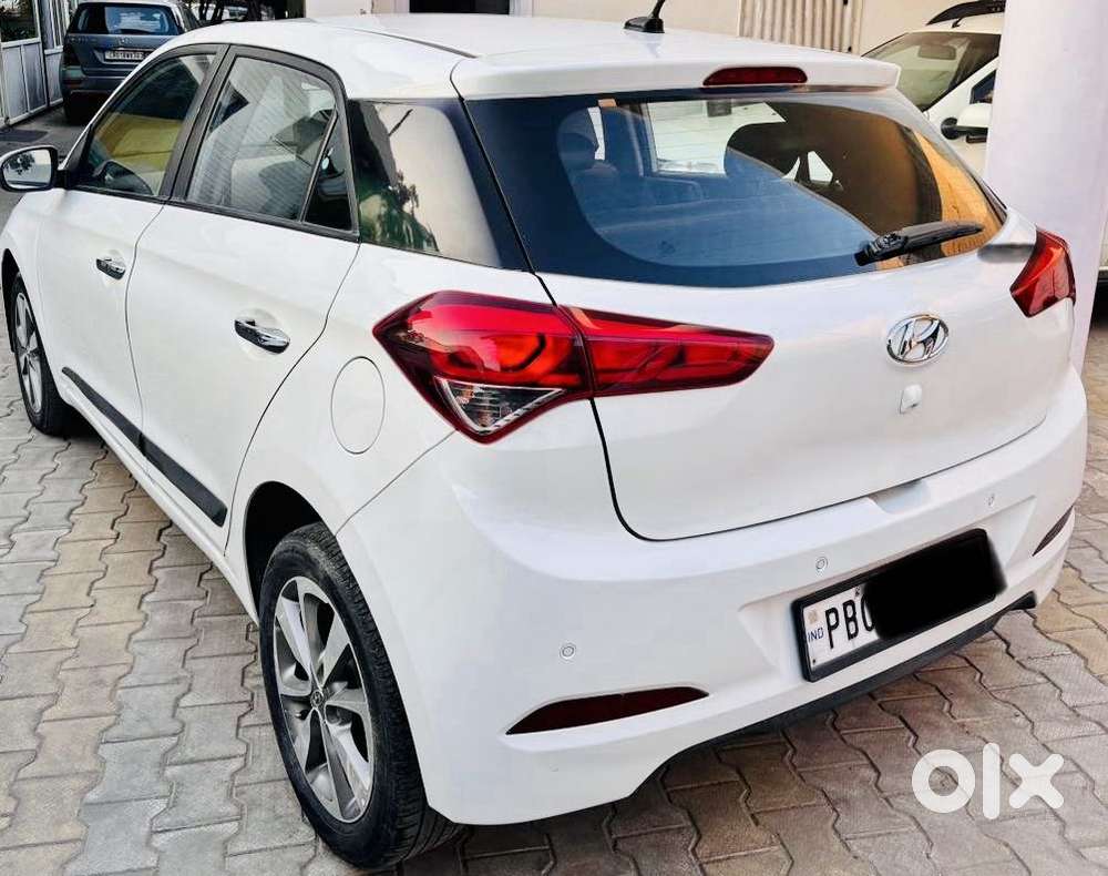 Hyundai New I20 1.2 Asta Mt Dual Tone, 2017, Diesel