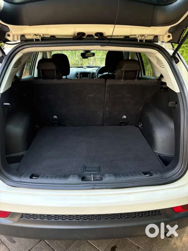 Well Maintained Jeep Compass 2019