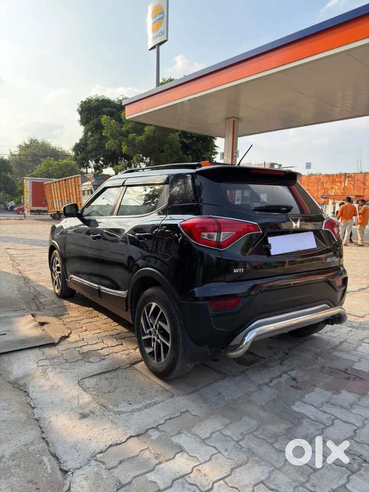 Mahindra Xuv300 W8 Option Diesel, 2022, Diesel
