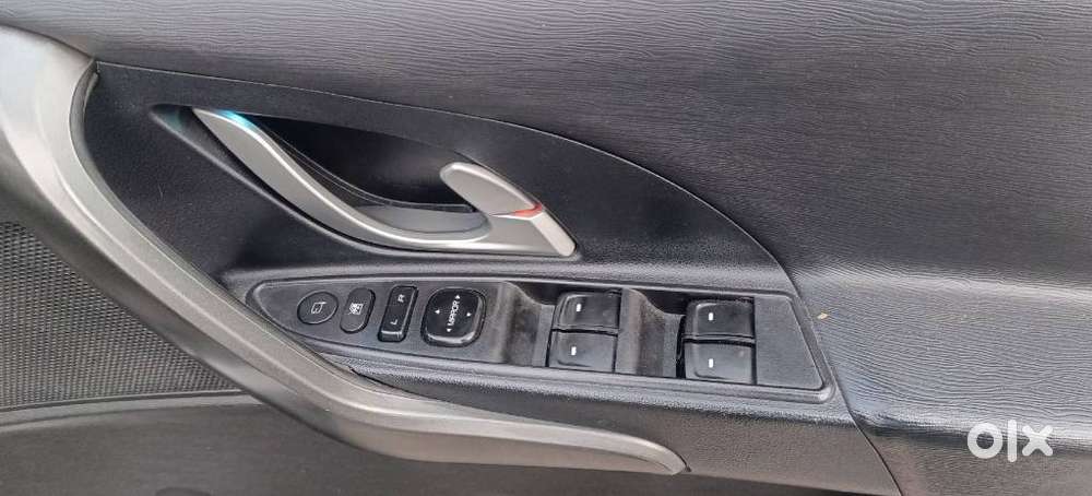 Mahindra Xuv500 2.2 W10, 2017, Diesel