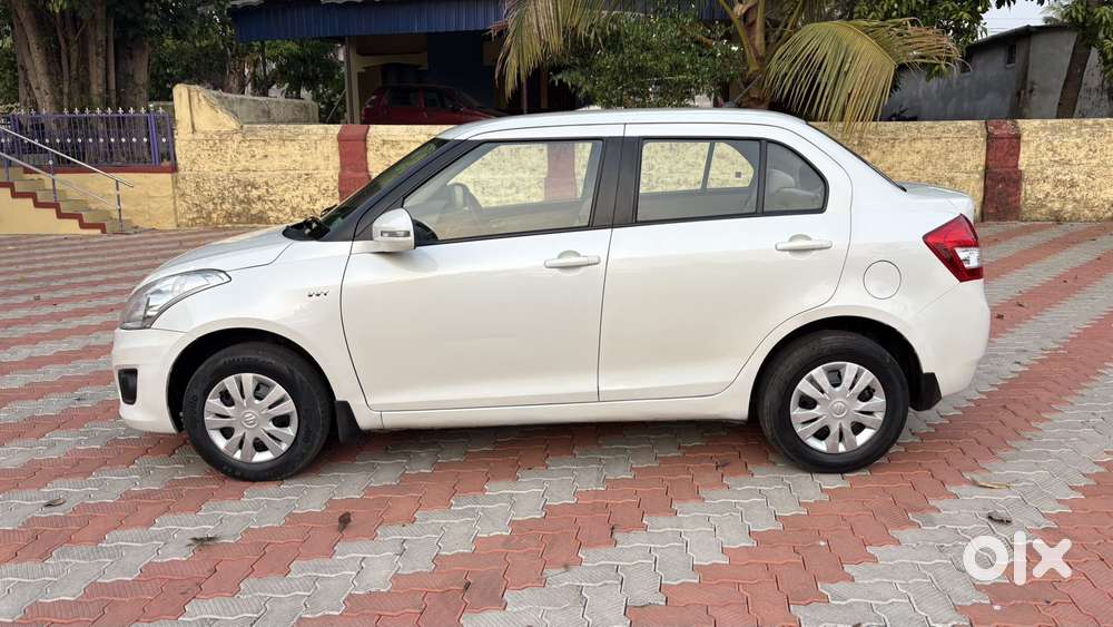Maruti Suzuki Swift Dzire 1.2 Vxi Bsiv, 2012, Petrol