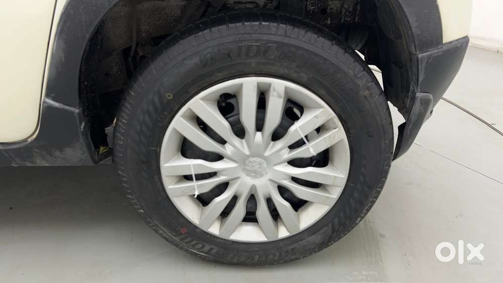 Mahindra Kuv 100 Mfalcon G80 K4, 2017, Petrol