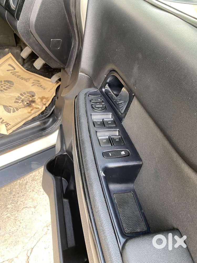 Tata Hexa 2.2 Xe 4x2 7 Str, 2017, Diesel