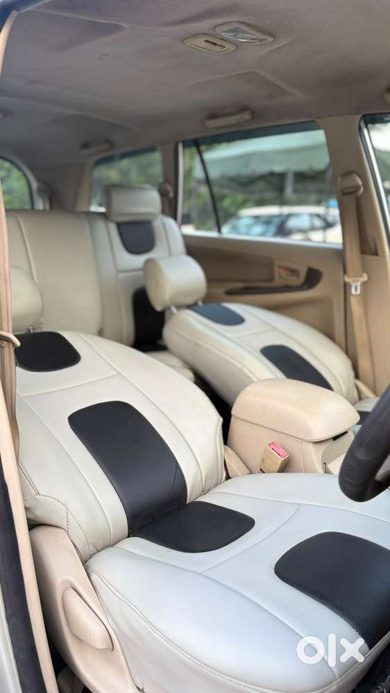 Toyota Innova 2.0 Gx (petrol) 8 Seater Bs Iv, 2006, Diesel